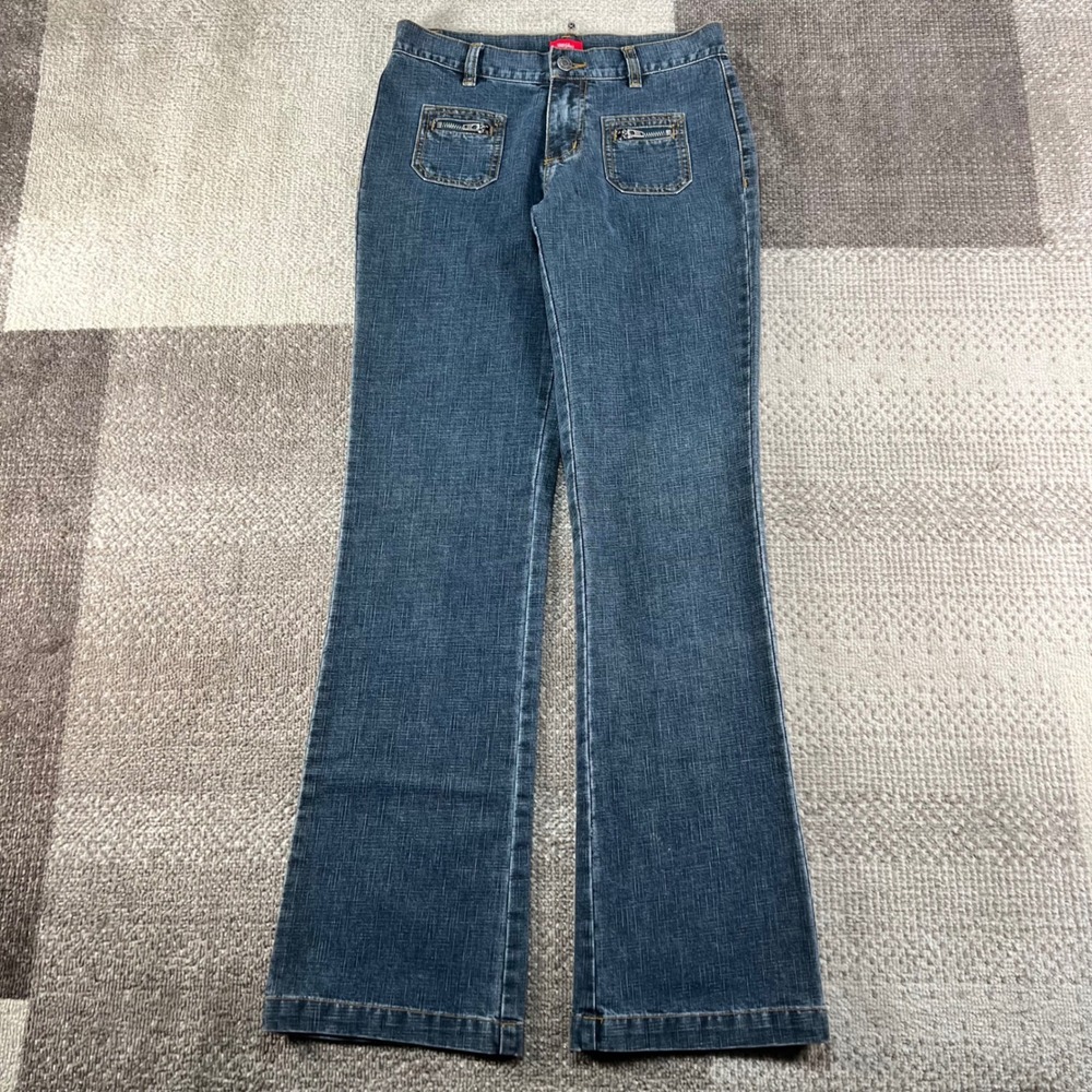 Mossimo Women Blue Denim Low Rise Flare Jeans Size 3 Zipper Pockets Y2K 28X31.5
